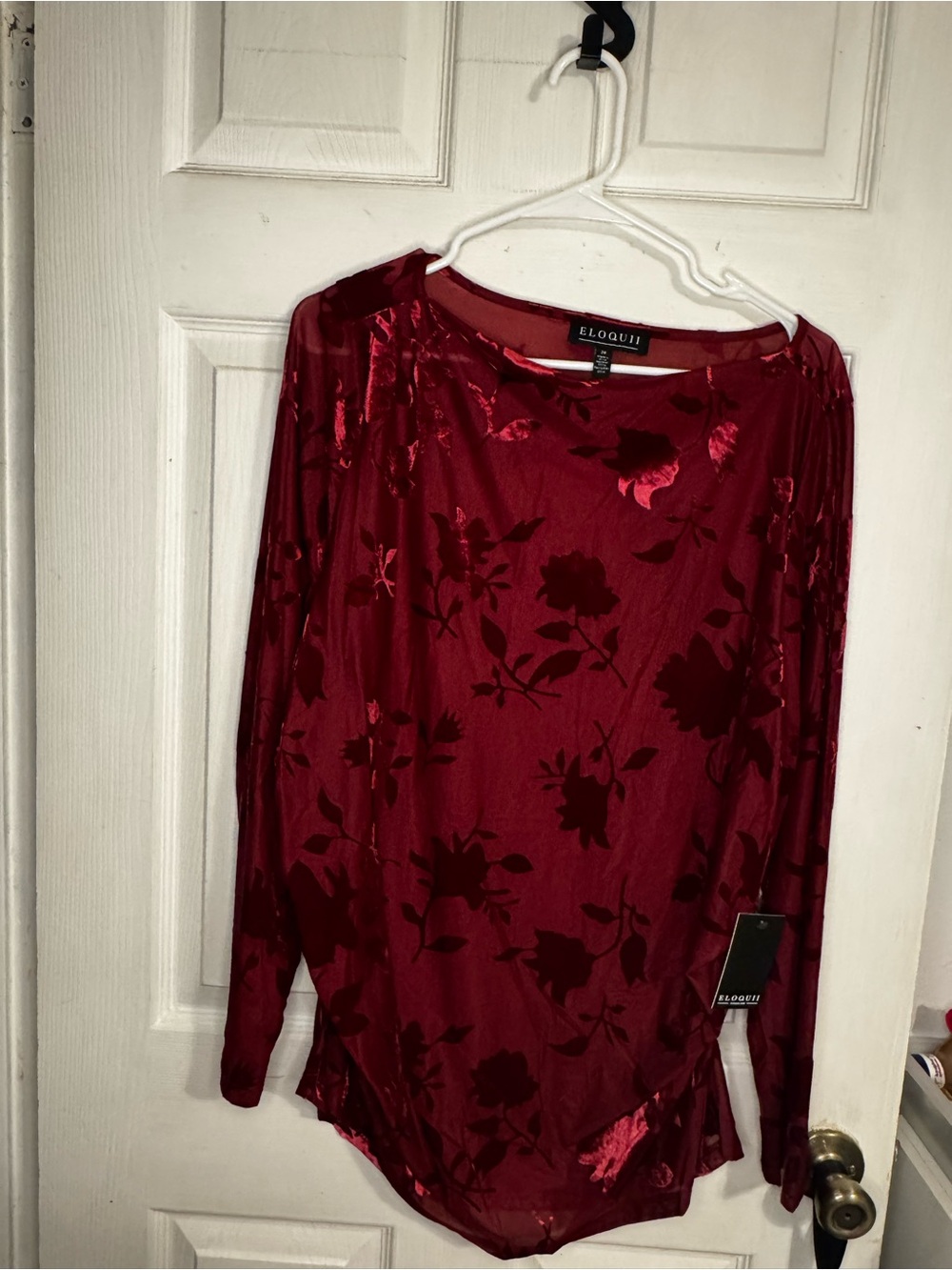 ELOQUII NWT Burgundy Burnout Velvet Floral Mesh Top Size 20 Ruched Sides